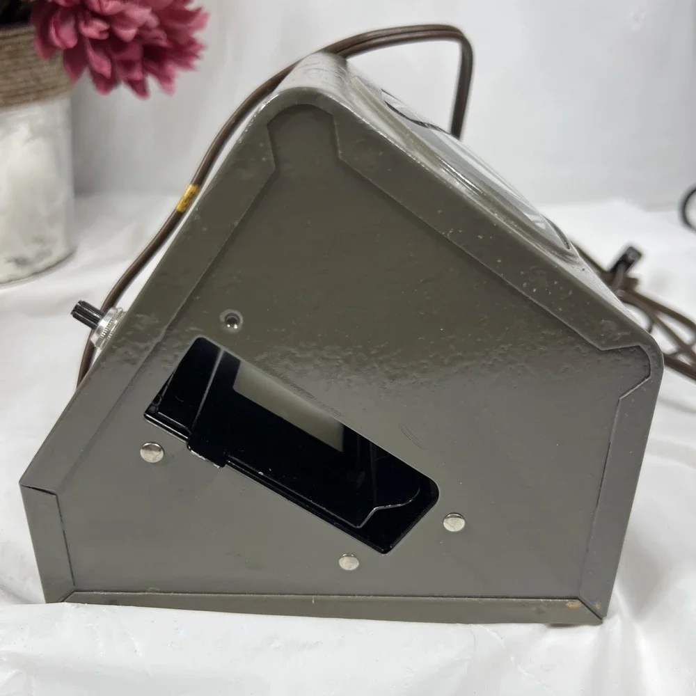 Vintage Brumberger No.1225 Slide Viewer For 35mm To 2-3/4